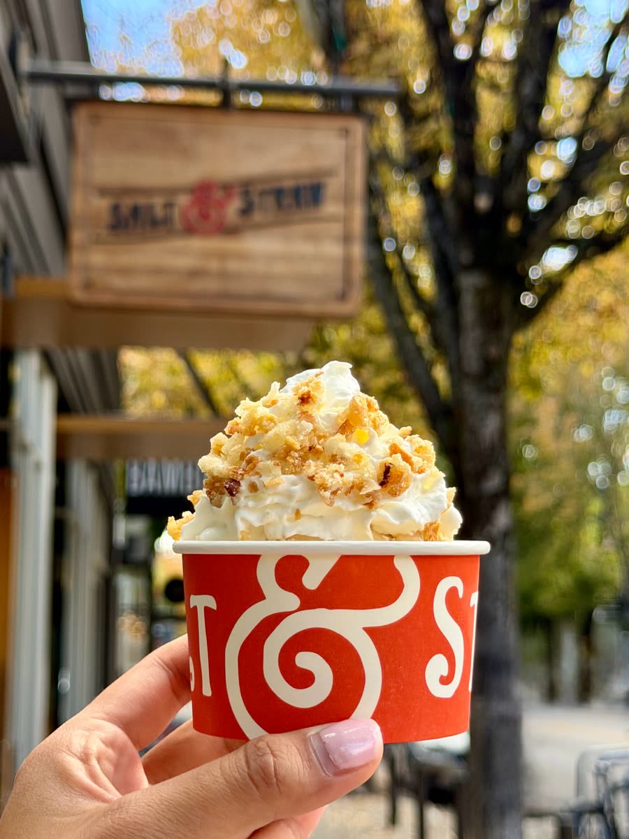Apple Pie Sundae