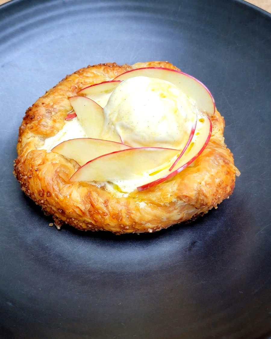 Apple Pie Galette